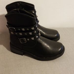 Black ankle boots